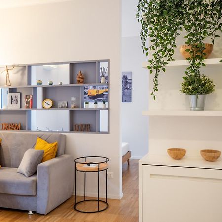 Keys Of Italy - Melloni 4 / Mustard Revolution Appartement Milaan Buitenkant foto
