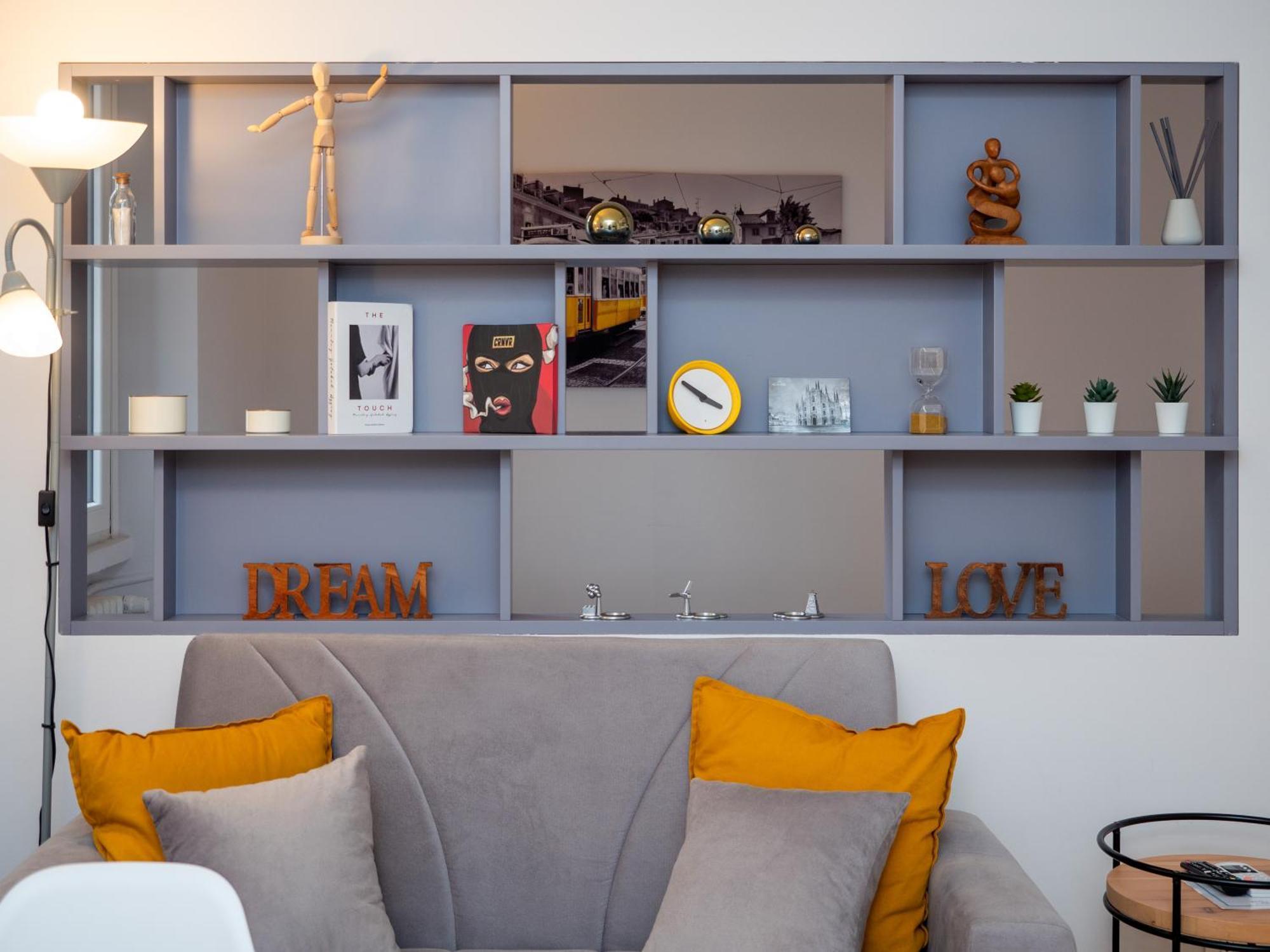 Keys Of Italy - Melloni 4 / Mustard Revolution Appartement Milaan Buitenkant foto