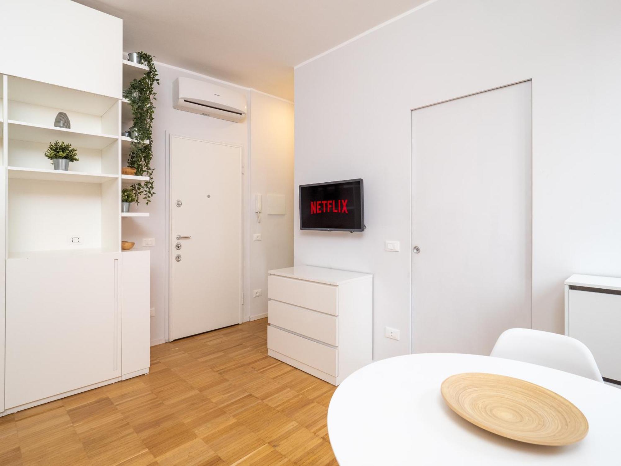 Keys Of Italy - Melloni 4 / Mustard Revolution Appartement Milaan Buitenkant foto
