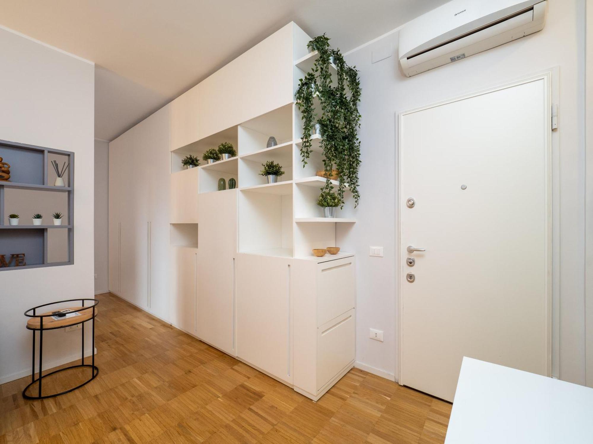 Keys Of Italy - Melloni 4 / Mustard Revolution Appartement Milaan Buitenkant foto